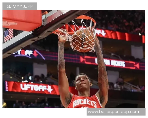 乌度卡称赞阿门表现出色助攻篮板双双亮眼并成功限制布克