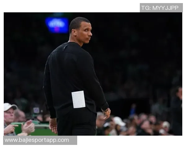 怀特谈马祖拉理念强调多元影响赢球不应以投篮表现自我定义